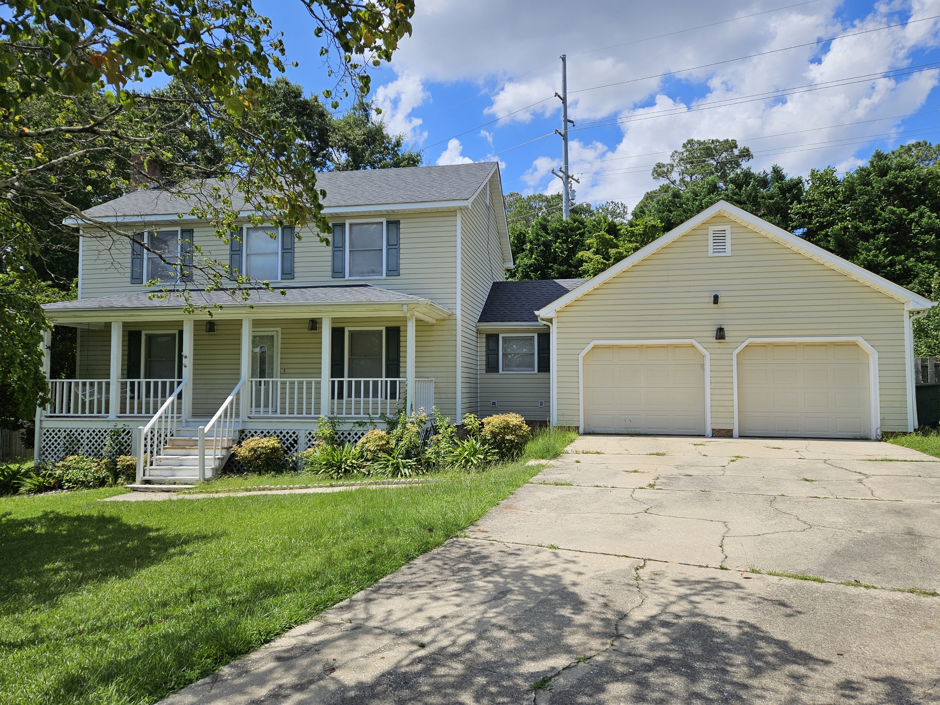1617 Hennessy Place