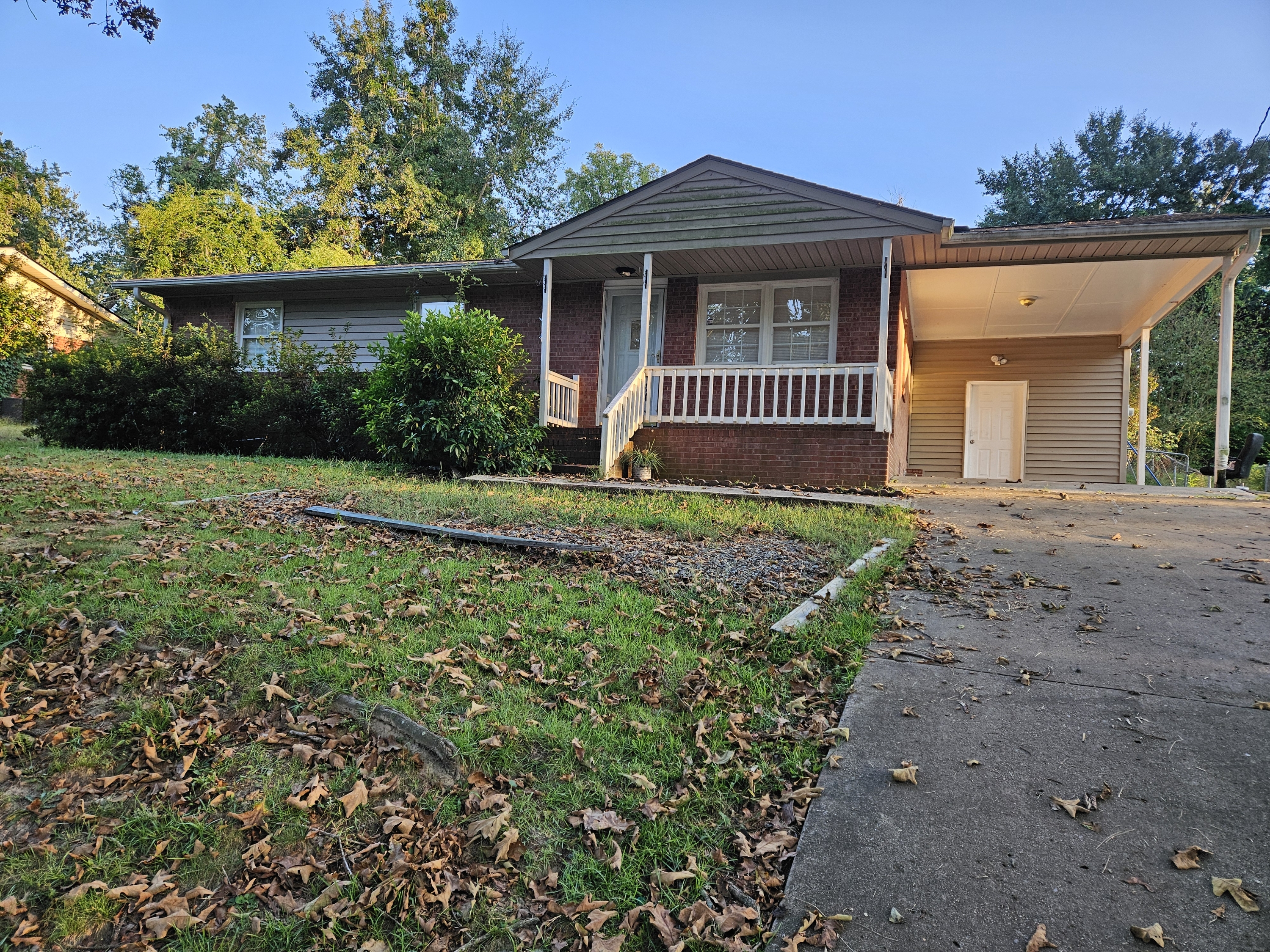6033 Dahlgren Avenue