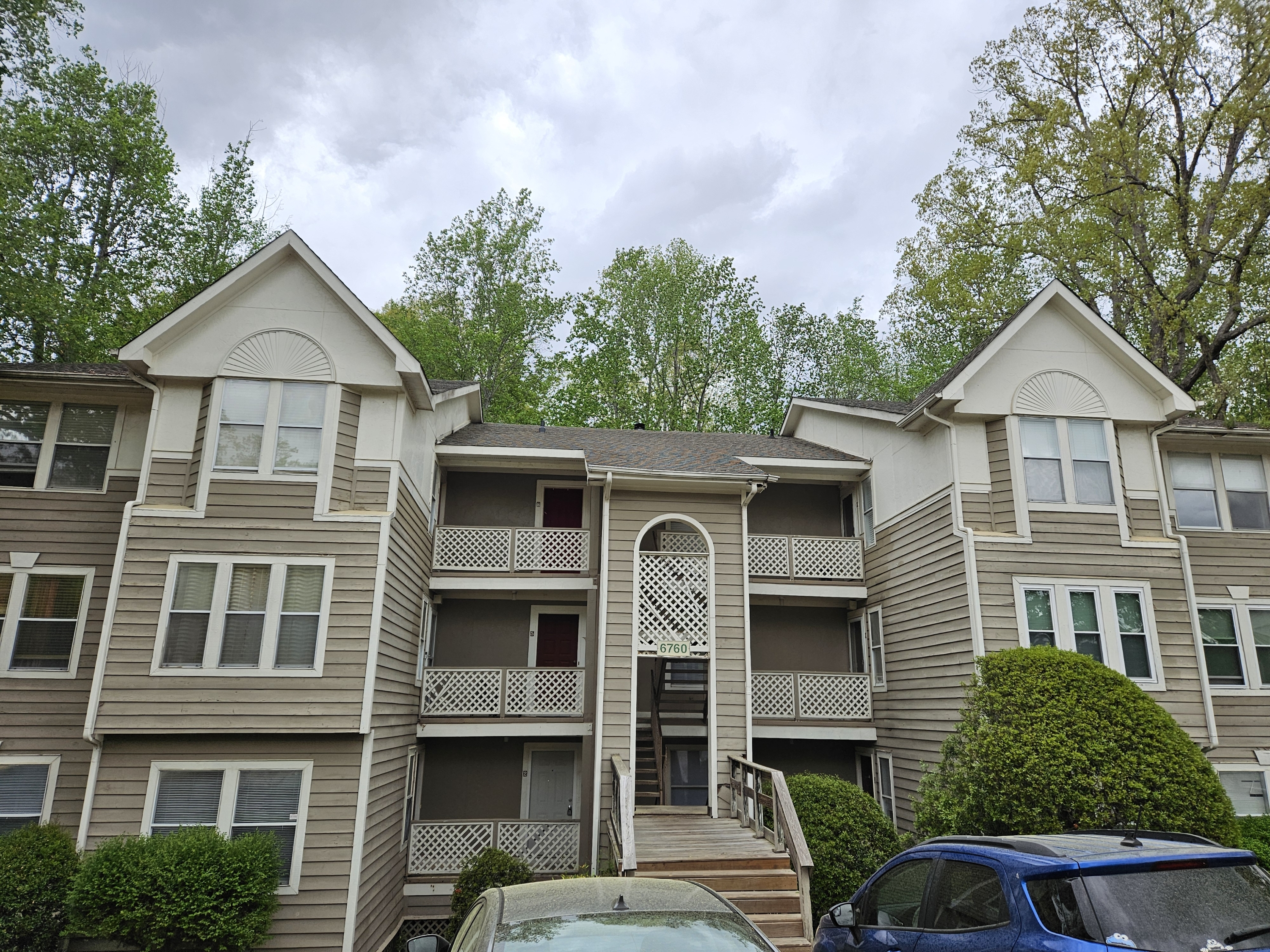 6760 Willowbrook Drive - 5